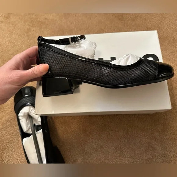 Schutz Dorothy black 2.5” Mesh Pumps Sz 7 - Picture 3 of 9